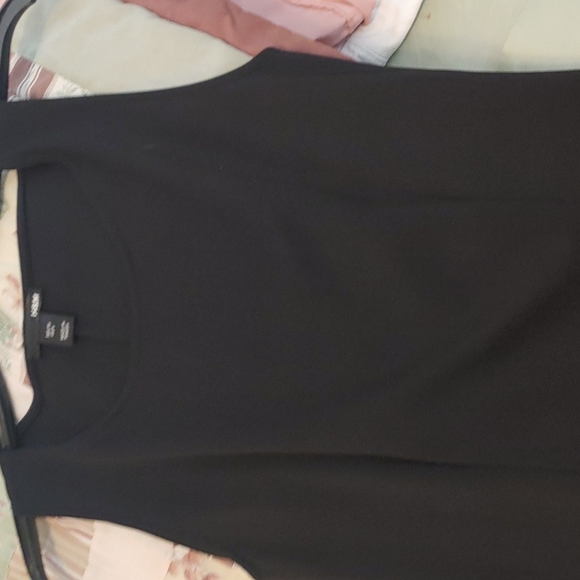 BLACK DRESS - Picture 2 of 2